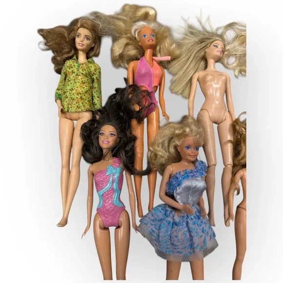 Barbie Lot 9 Dolls EUC - Picture 2 of 5